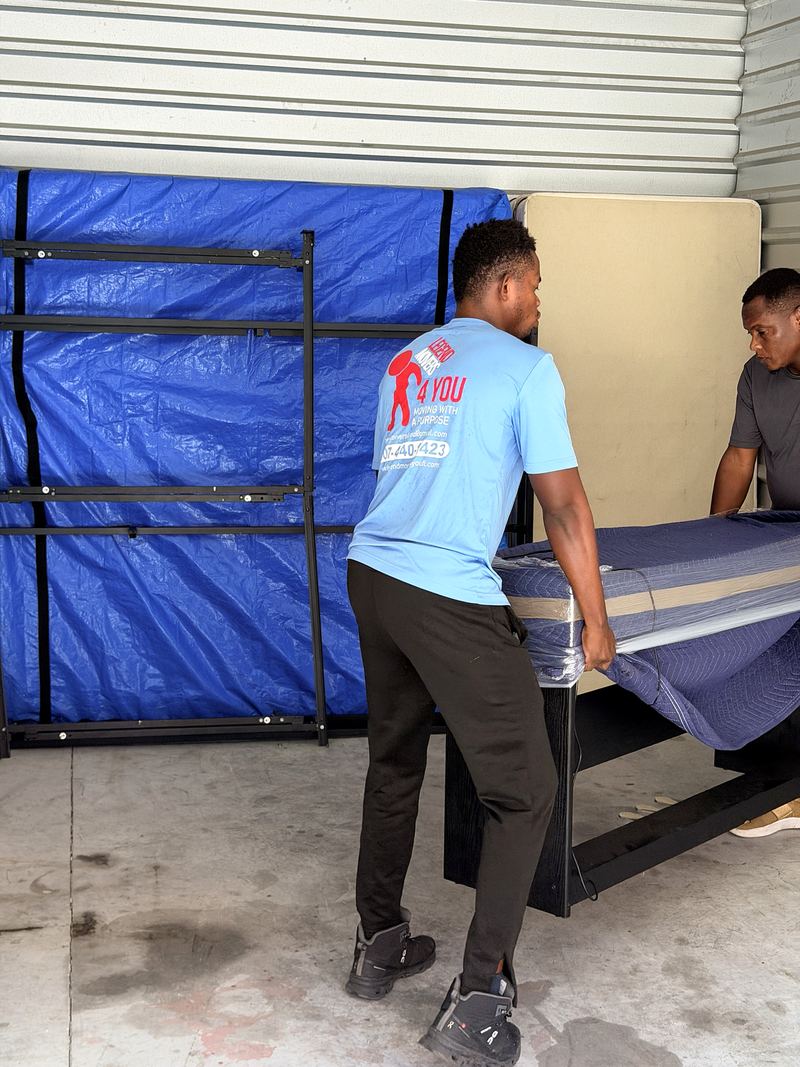 Storage unit moves