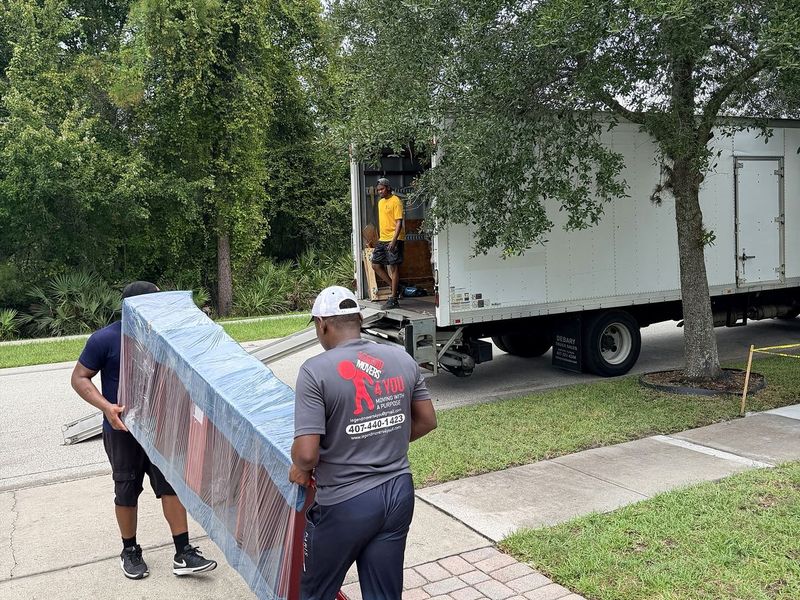 Furniture & Appliance Moving by Legend Movers 4 You